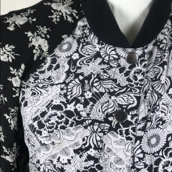 HOST PICK! PRICE FIRM!! FREE PEOPLE BOMBER JACKET - Picture 4 of 5